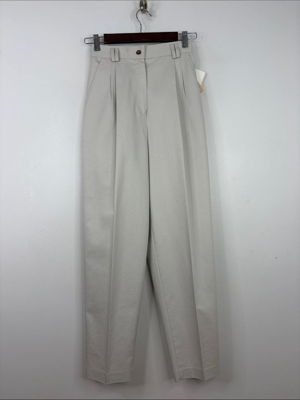 New Vintage Pleated Pants Womens 4 or XS Beige Cotton Twill Loose Leg 90s Preppy